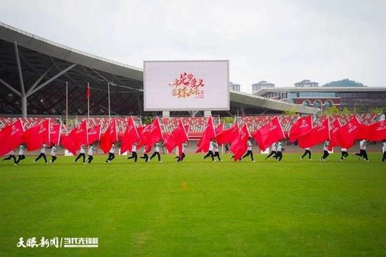 在本轮英超，阿森纳2-0击败布莱顿，以下为双方全场数据对比：阿森纳vs布莱顿射门：26-6射正：9-1预期进球：2.26-0.69控球率50%-50%传球成功率：90%-89%犯规：11-9黄牌：1-3角球：10-1